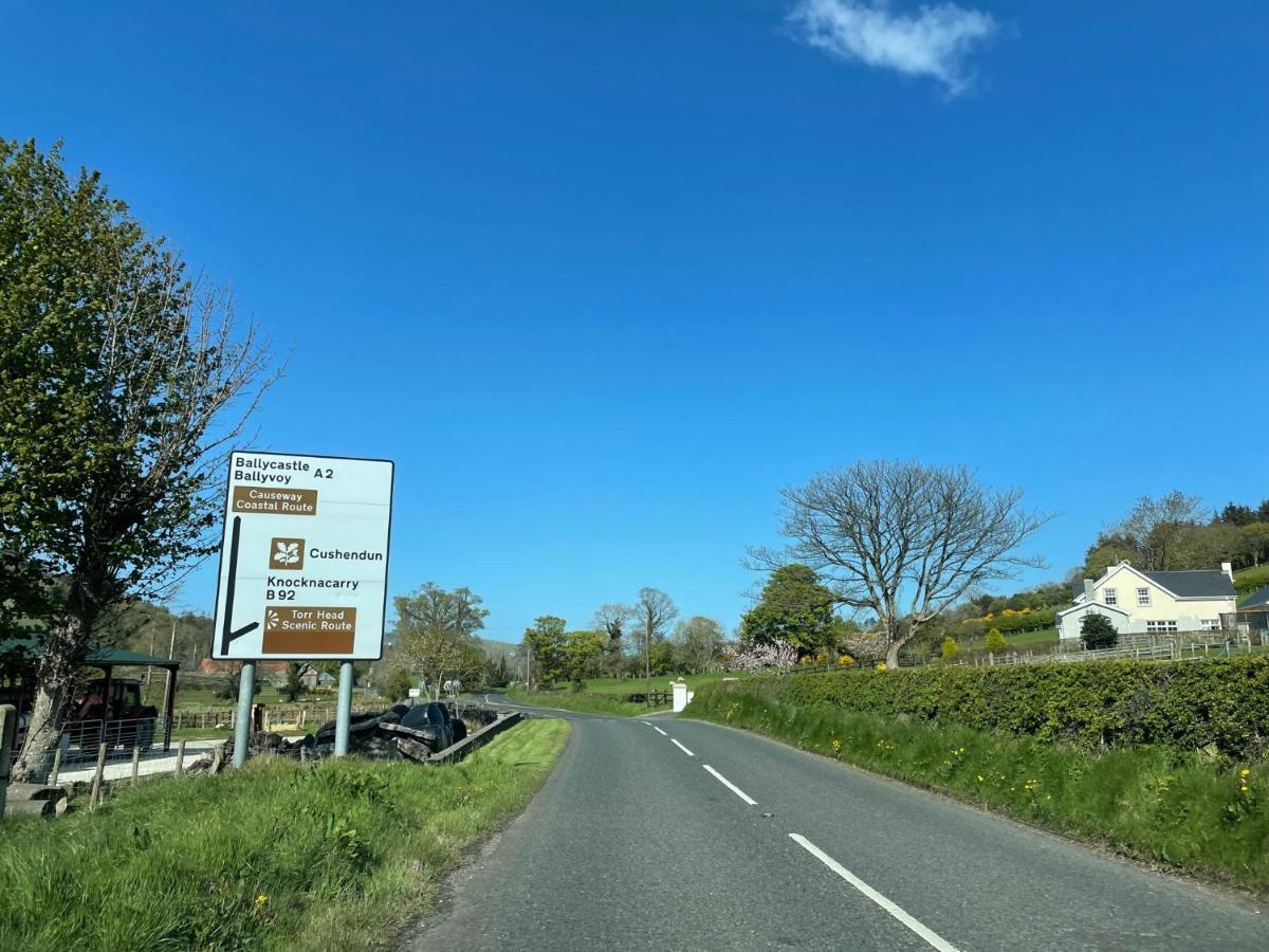 Tavnaghoney Cottages Cushendall Eksteriør billede